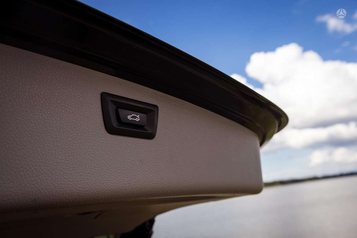 BMW 320, 2.0 l., wagon