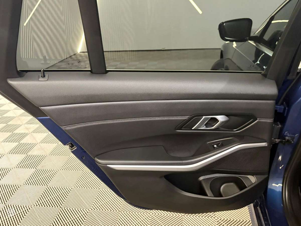 BMW 320, 2.0 l., Универсал
