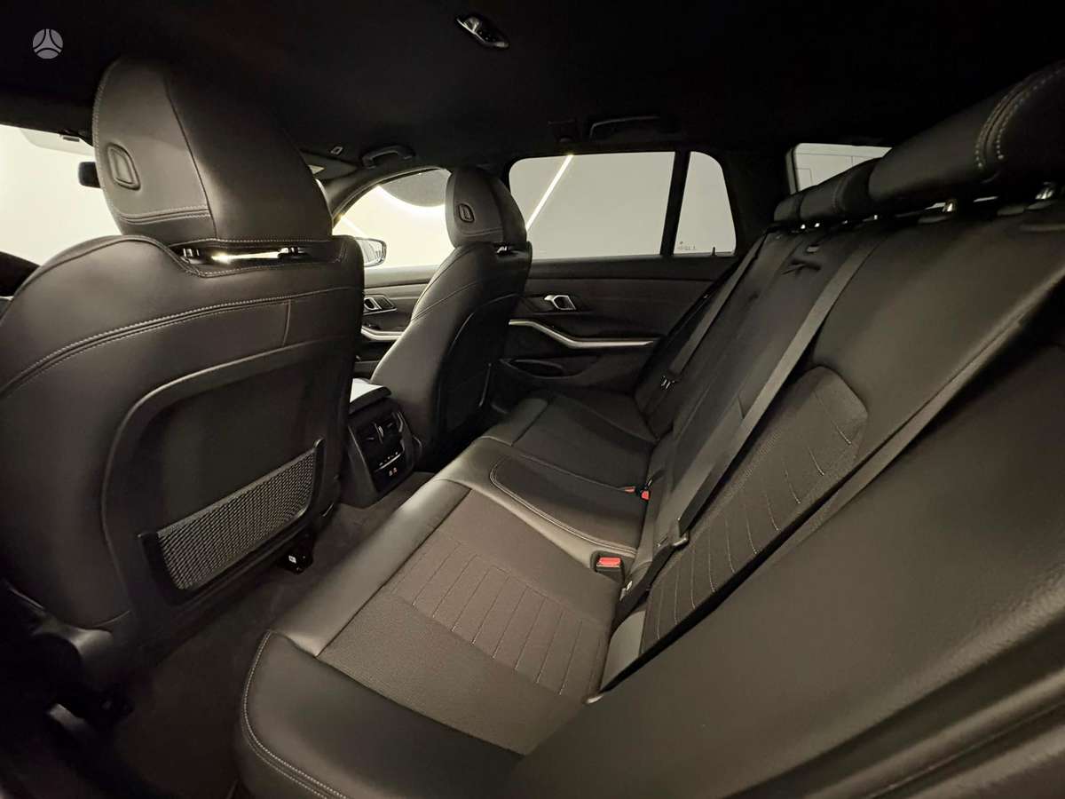 BMW 320, 2.0 l., wagon