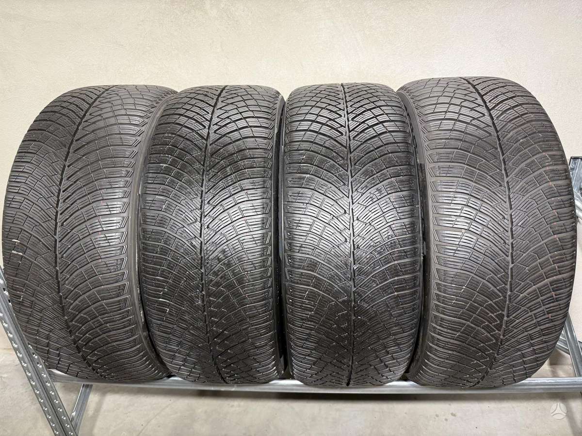 Pirelli PZero winter2/2025m, winter 255/45 R20