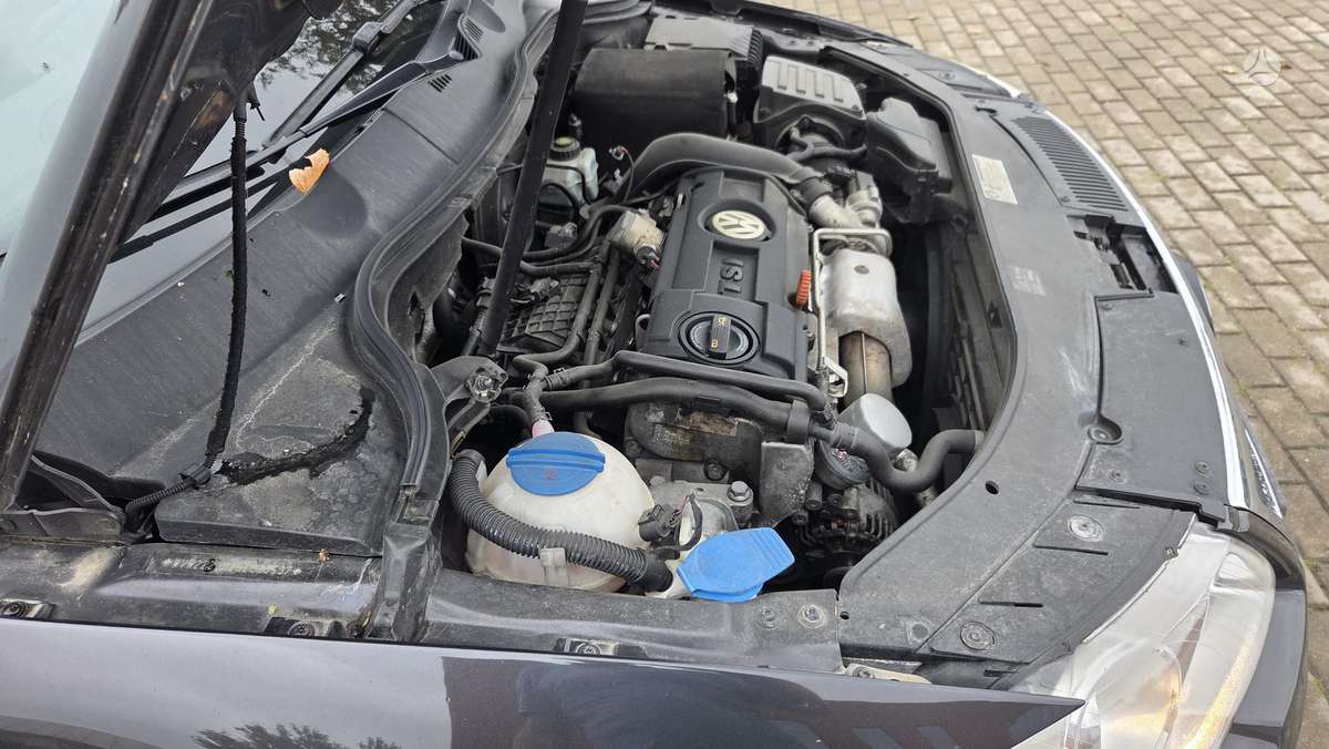 Volkswagen Passat - 9