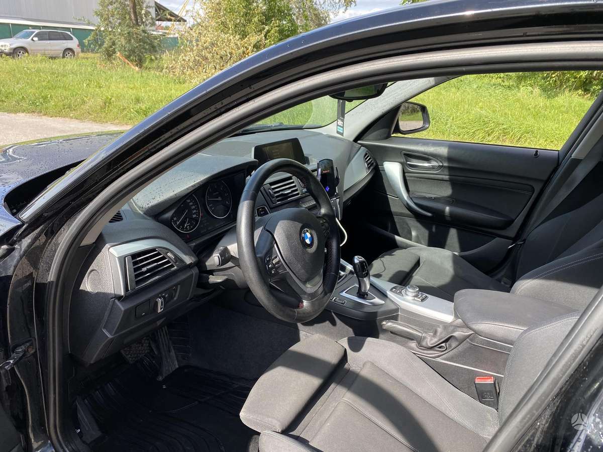 BMW 118, 2.0 l., Хэтчбек