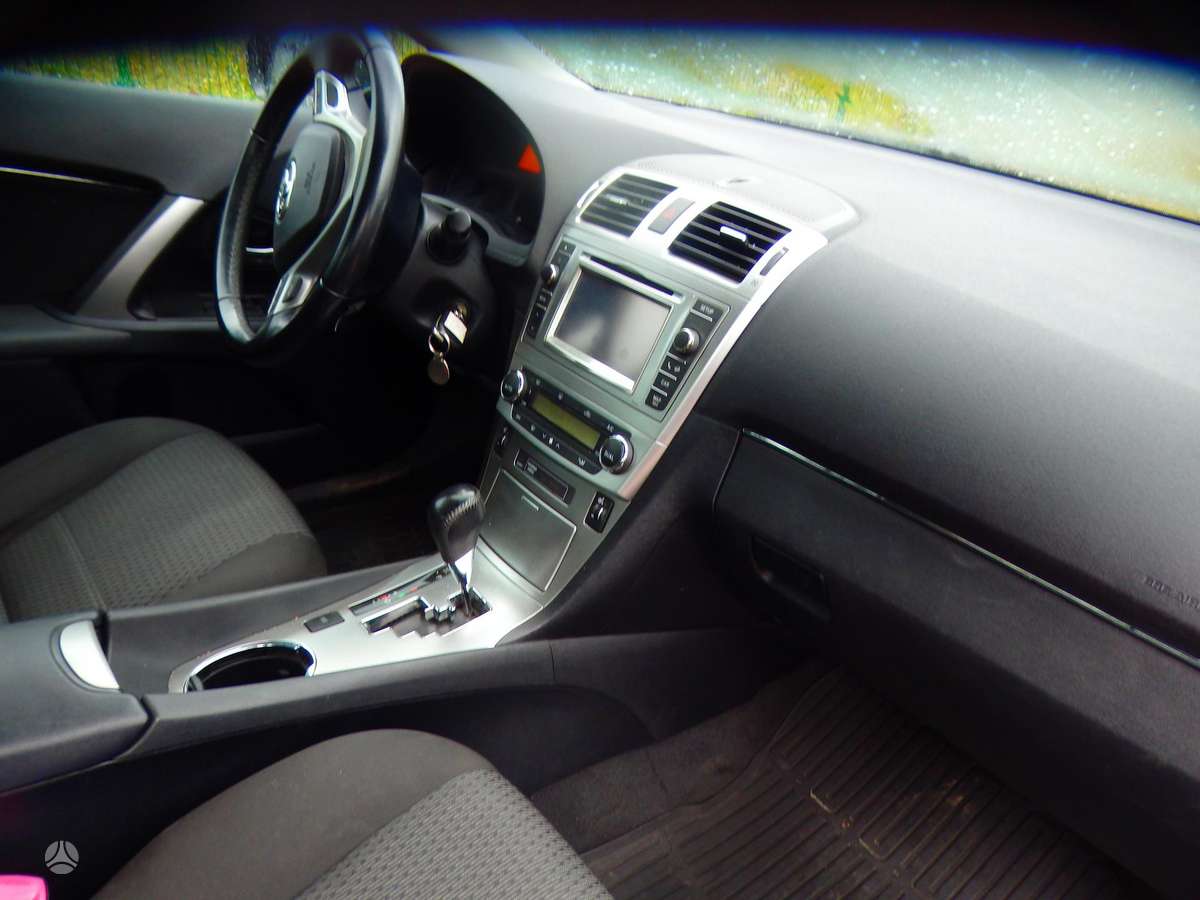Toyota Avensis - 3