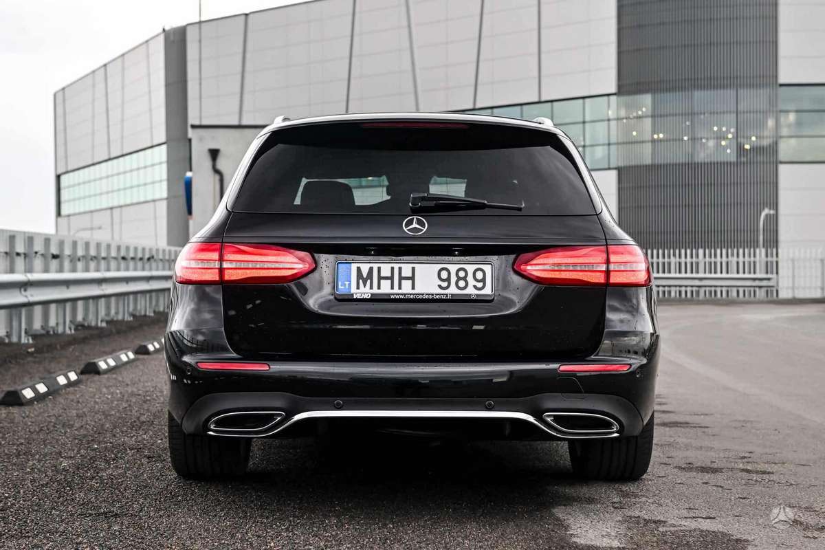 Mercedes-Benz E220, 2.0 l., wagon
