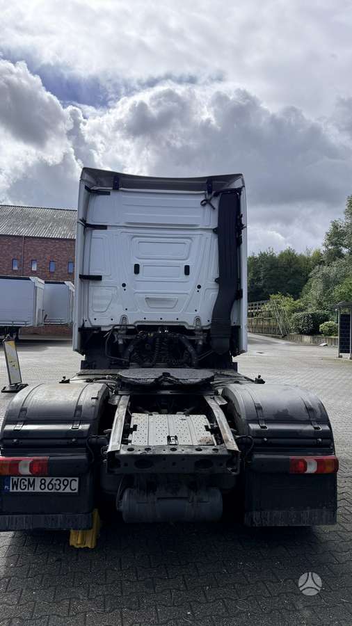 Mercedes-Benz Actros, double sleeper