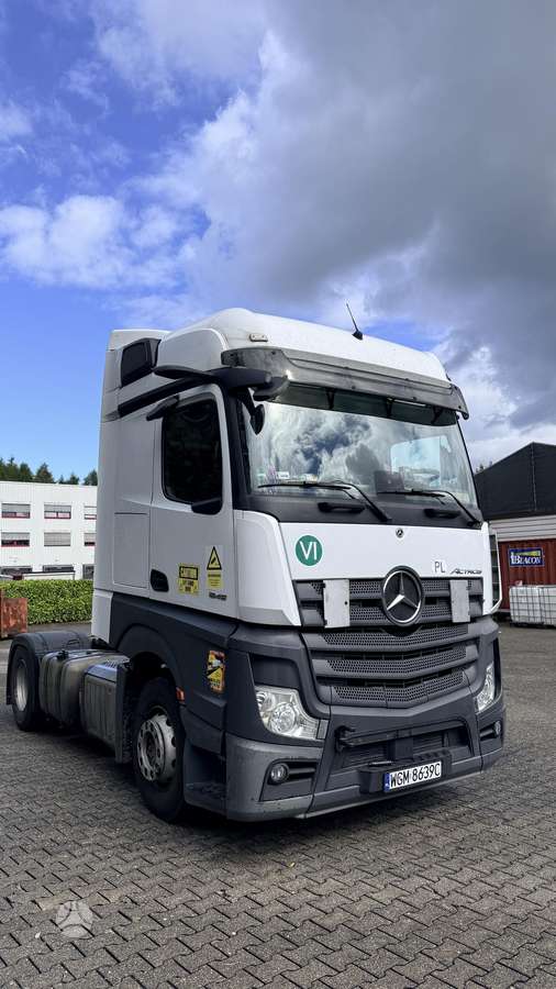 Mercedes-Benz Actros, double sleeper