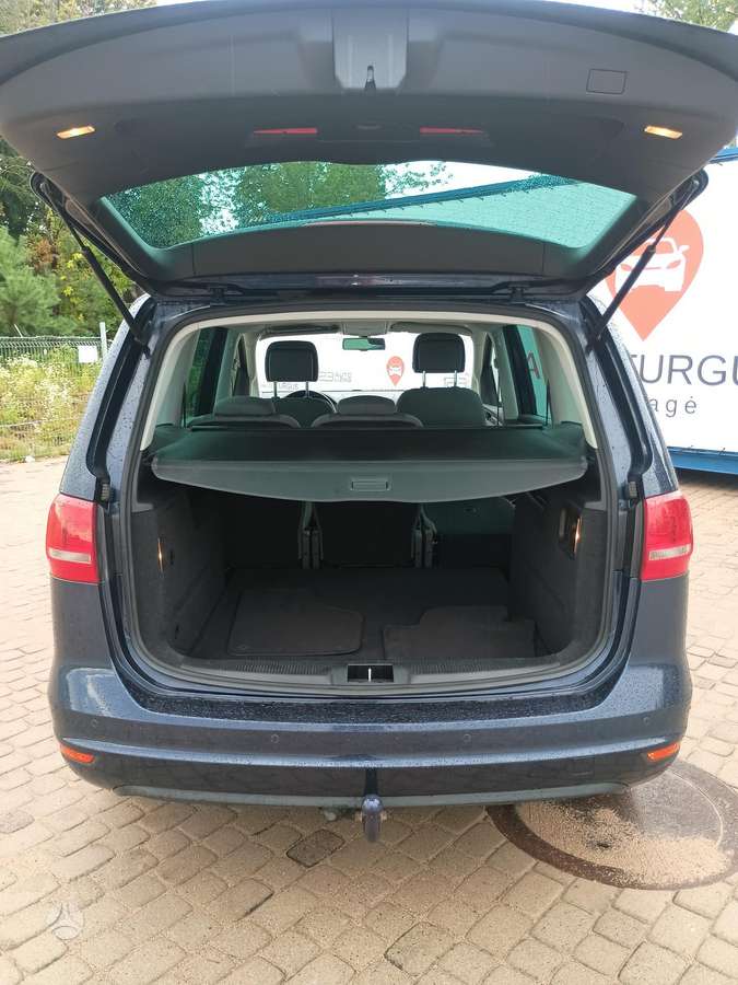 Volkswagen Sharan - 8