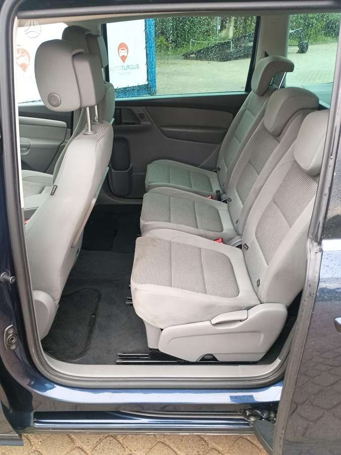 Volkswagen Sharan - 12