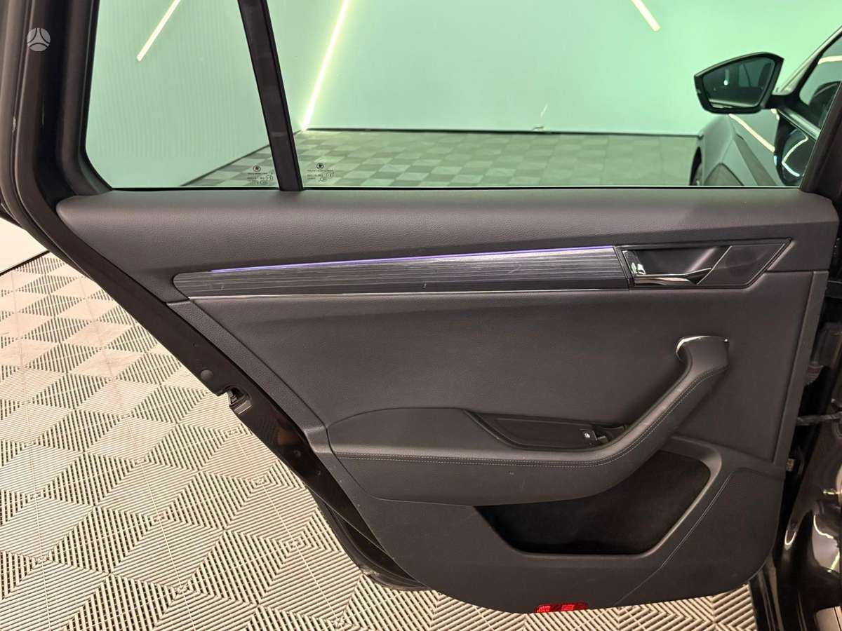 Skoda Superb, 2.0 l., Универсал