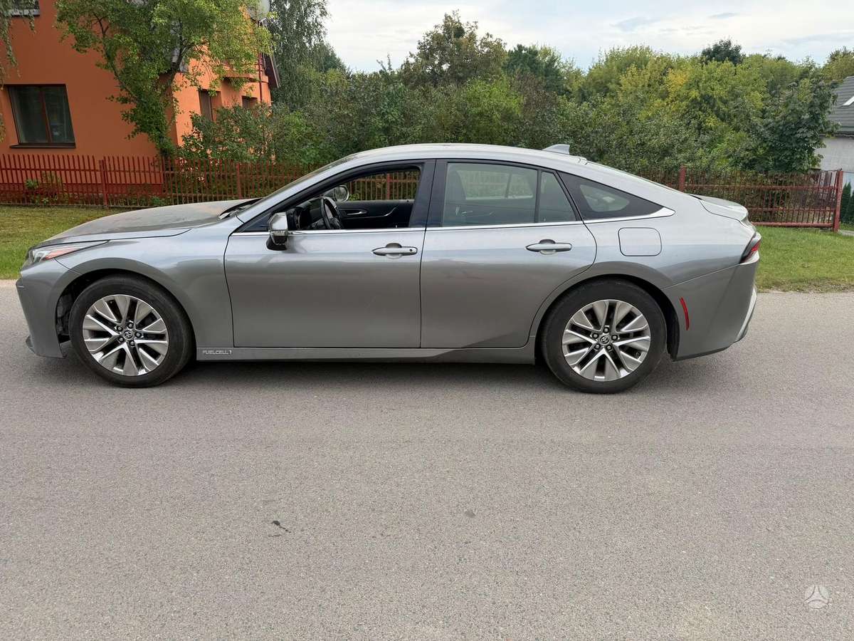 Toyota Mirai - 4