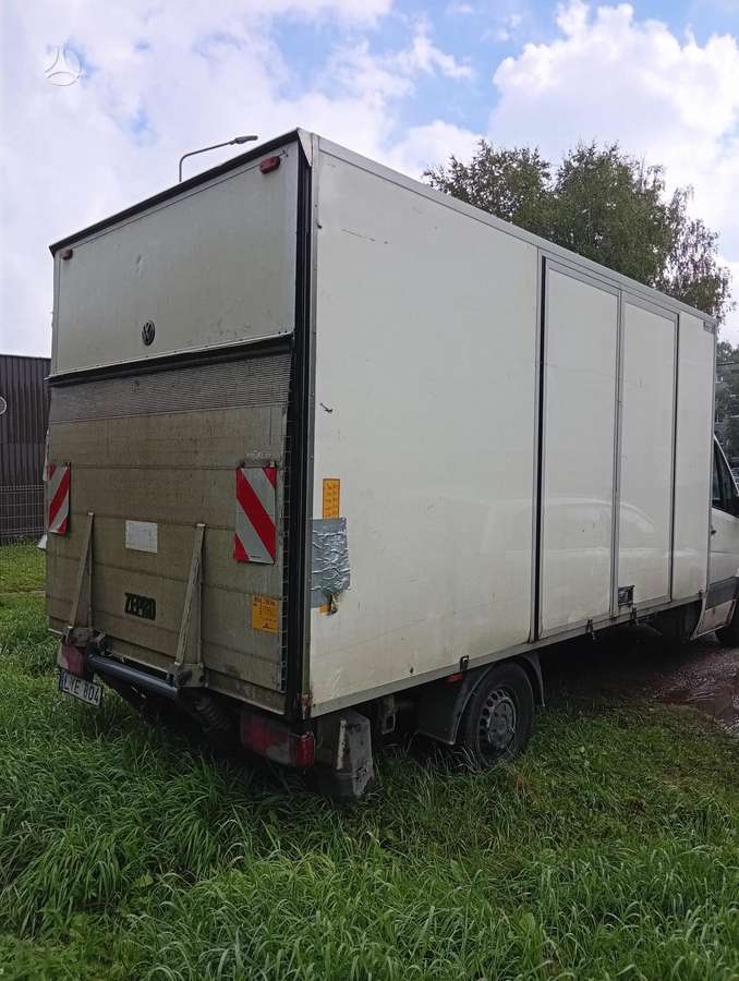 Volkswagen Crafter - 2
