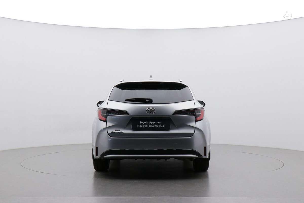 Toyota Corolla - 5