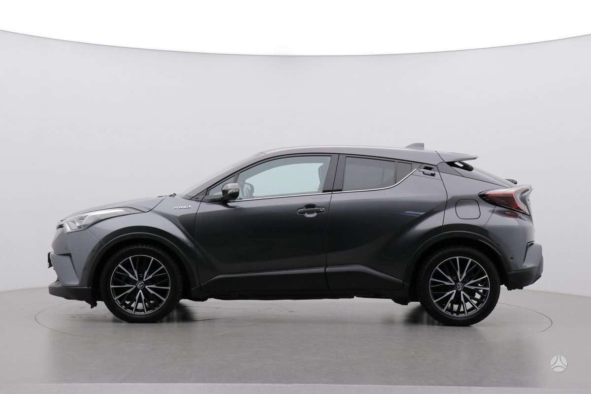 Toyota C-HR - 4