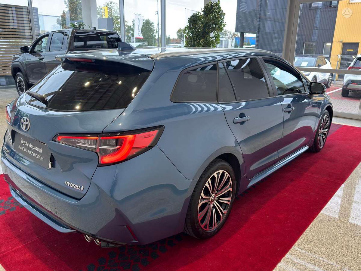 Toyota Corolla - 5