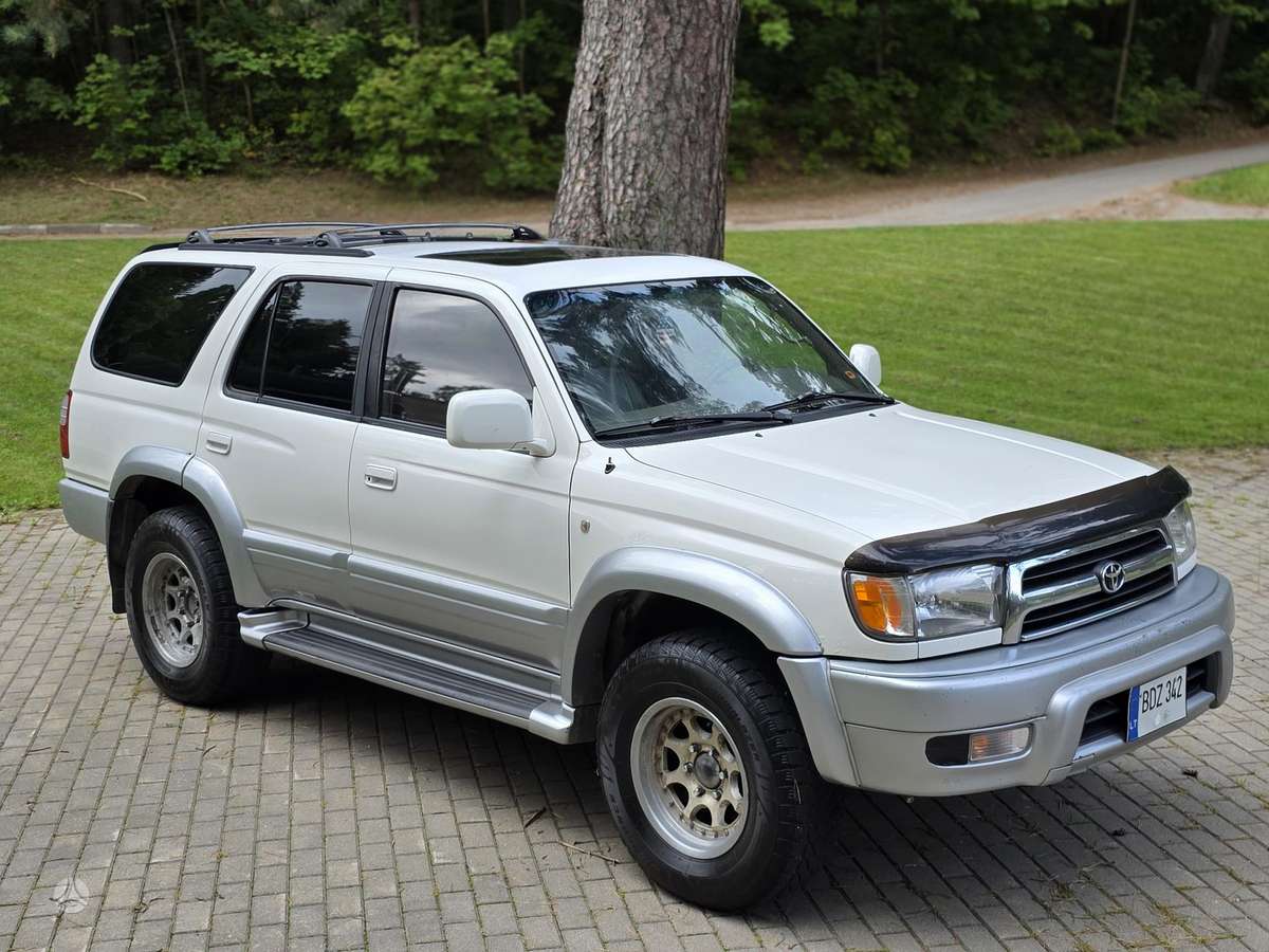Toyota 4Runner - 1