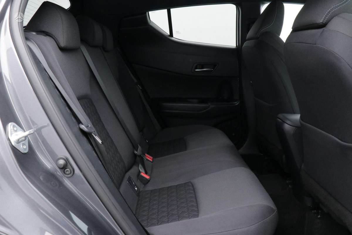 Toyota C-HR - 10