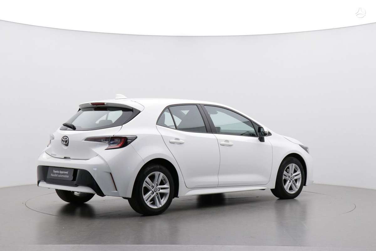 Toyota Corolla, 1.2 l., hatchback