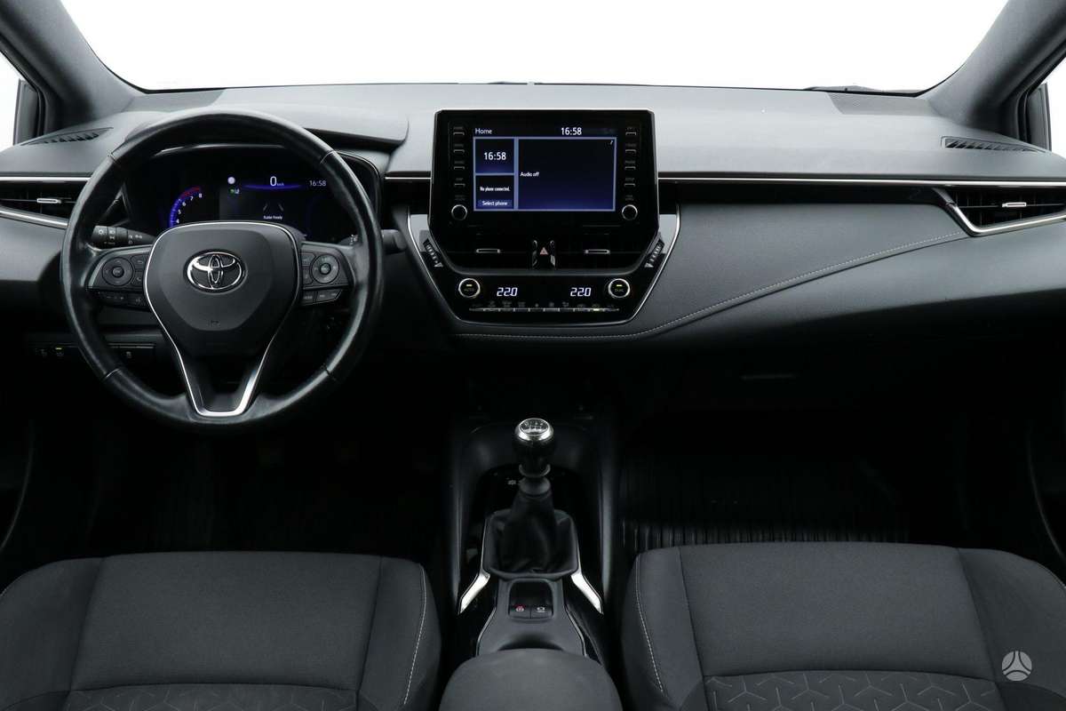 Toyota Corolla, 1.2 l., hatchback
