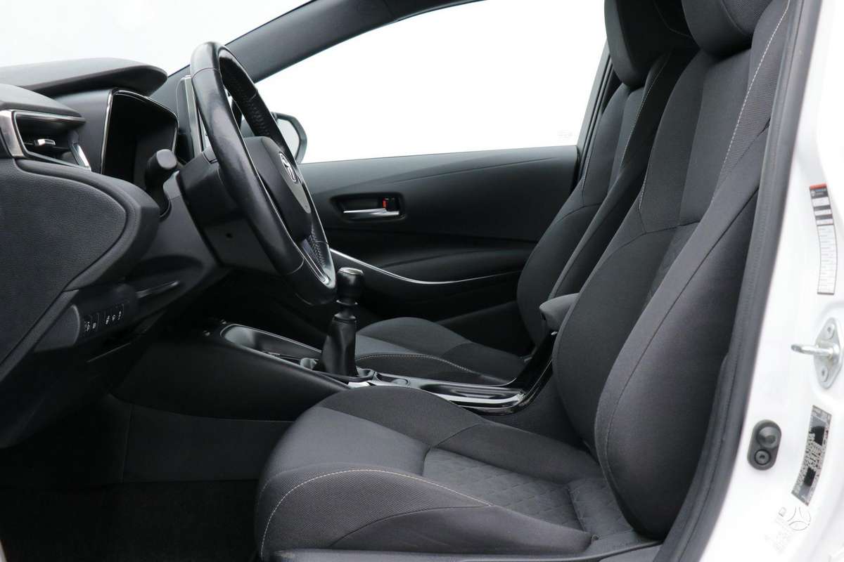 Toyota Corolla, 1.2 l., hatchback