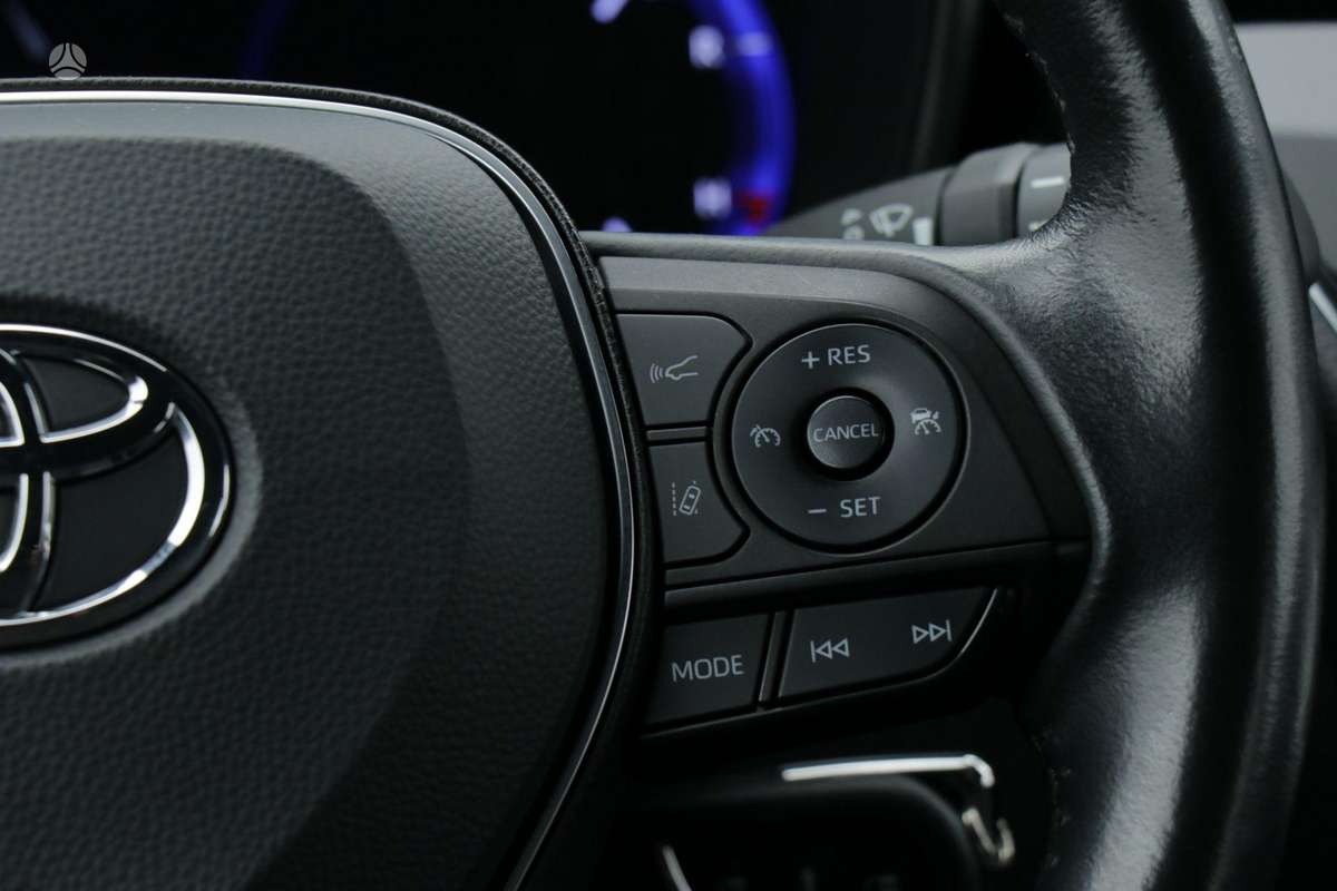 Toyota Corolla, 1.2 l., hatchback