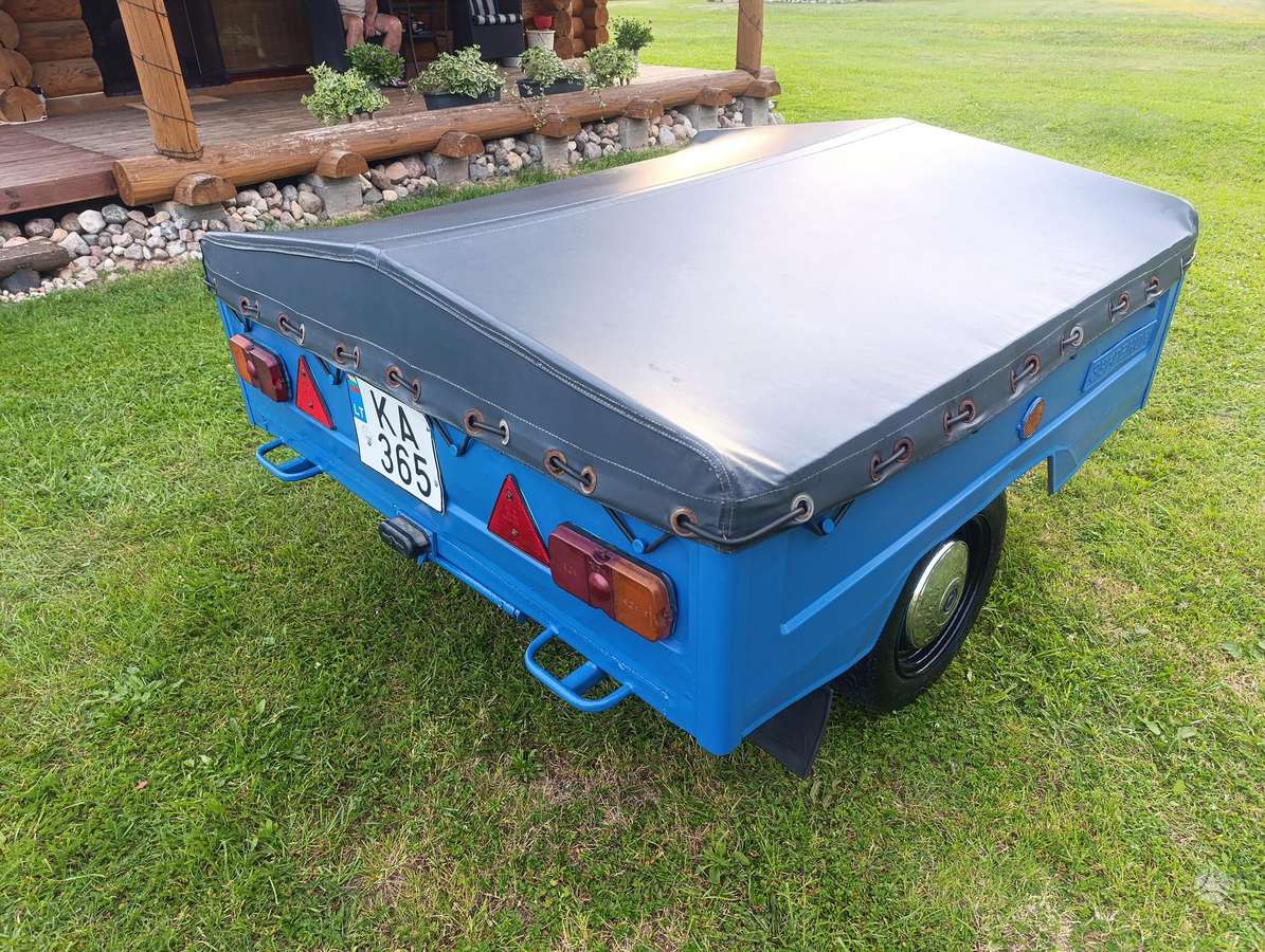 MAZ, automašīnas piekabes
