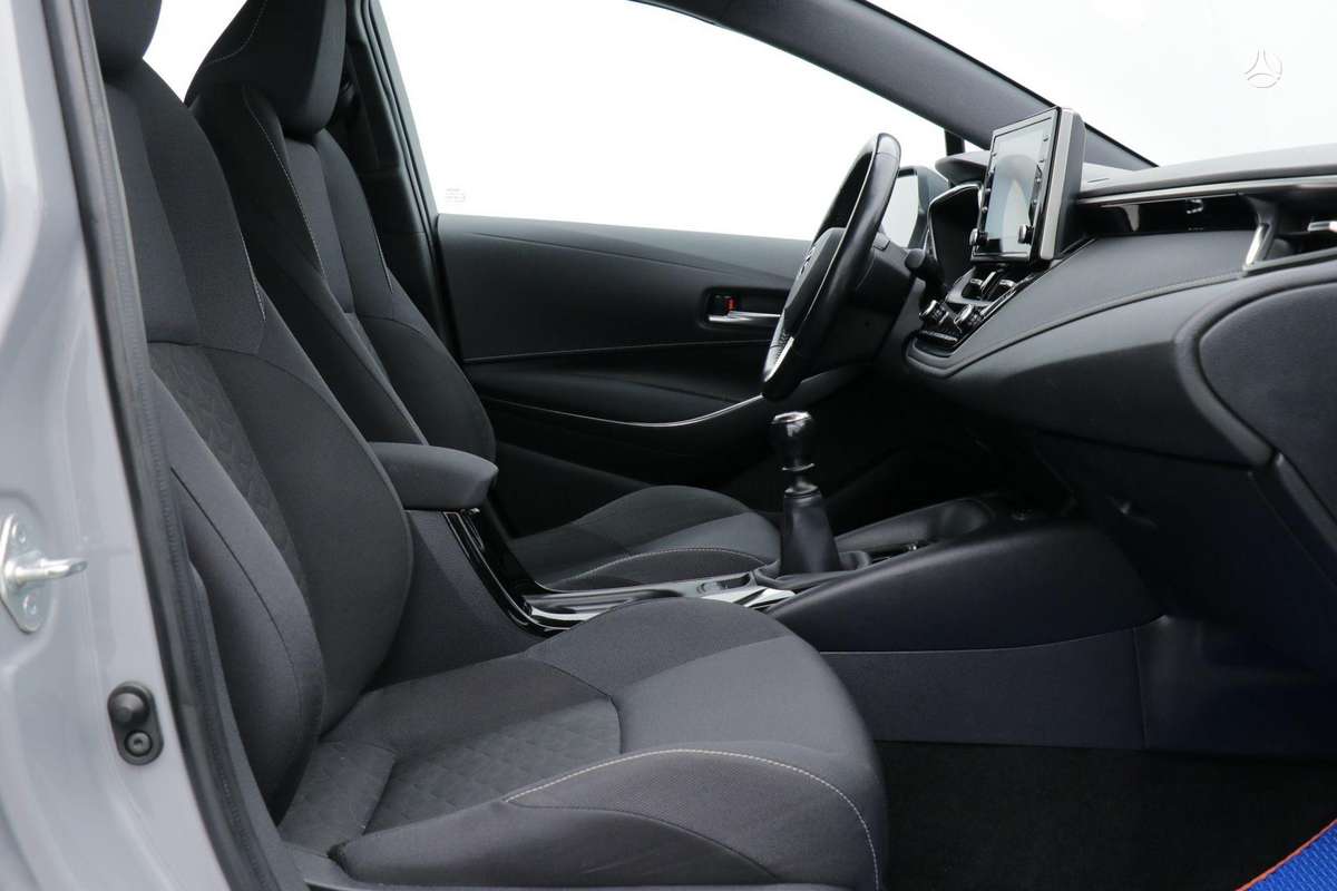 Toyota Corolla, 1.2 l., Универсал