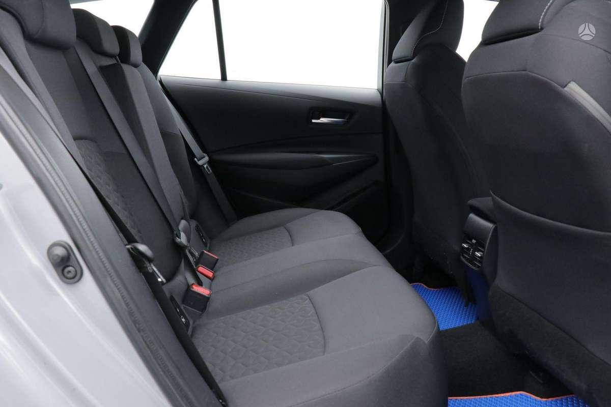 Toyota Corolla, 1.2 l., Универсал