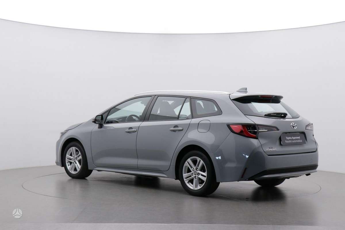 Toyota Corolla, 1.2 l., Универсал