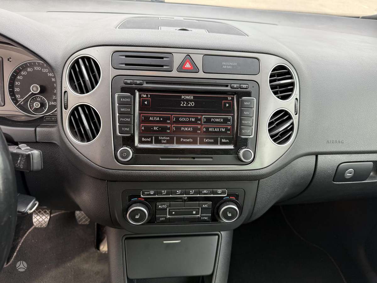 Volkswagen Golf Plus - 8