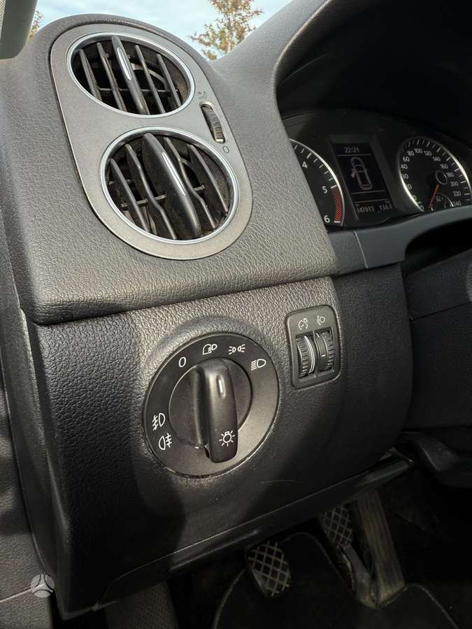 Volkswagen Golf Plus - 10