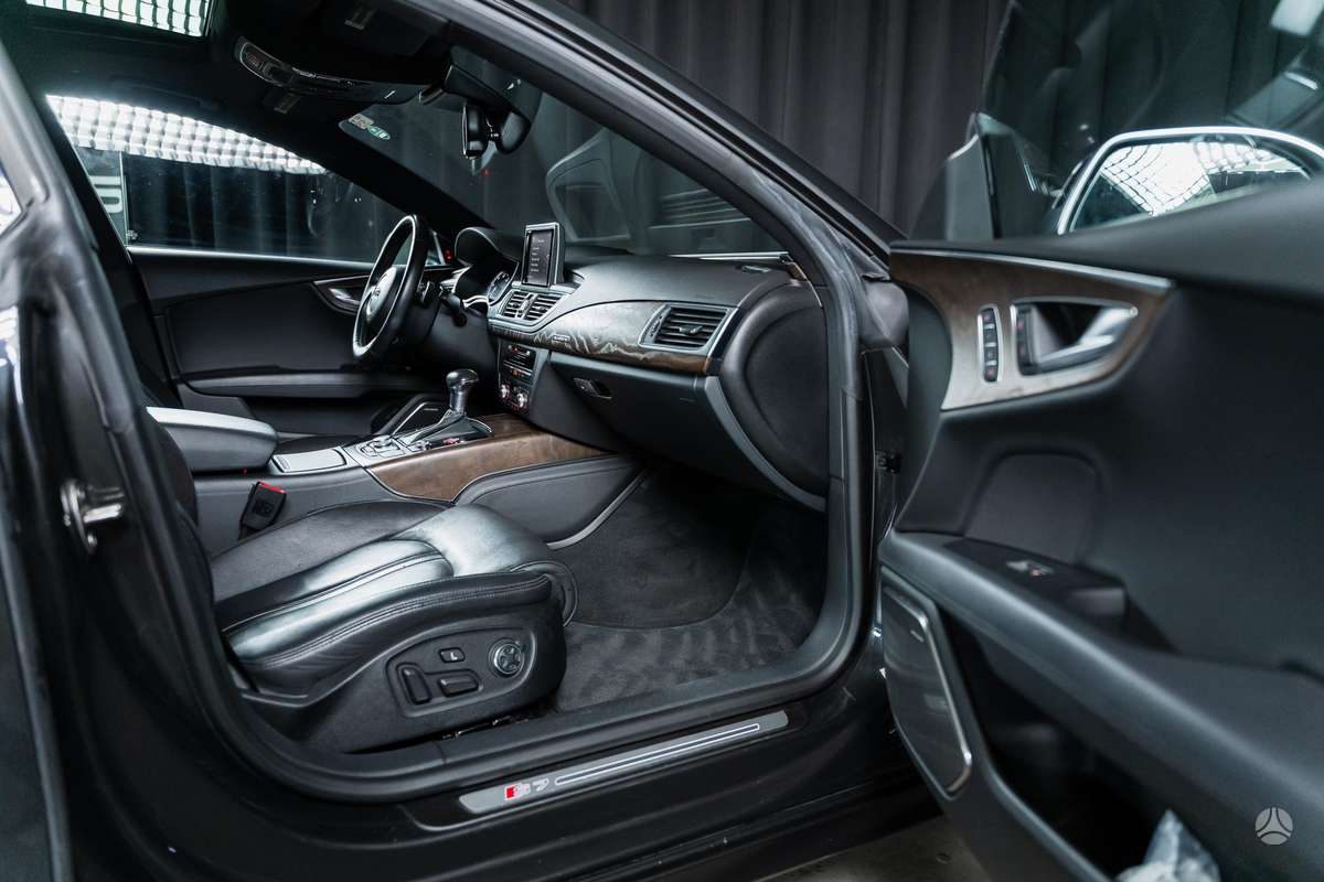 Audi S7, 4.0 l., Седан