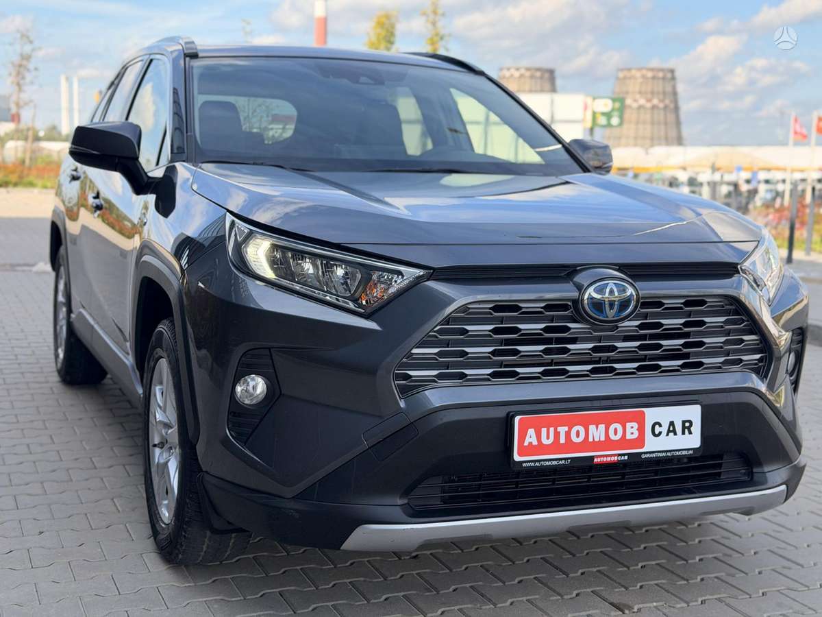 Toyota RAV4 - 6