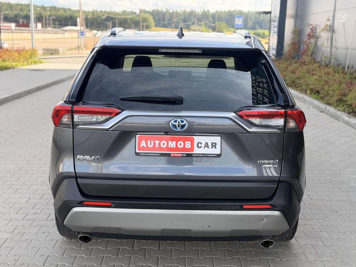 Toyota RAV4 - 11