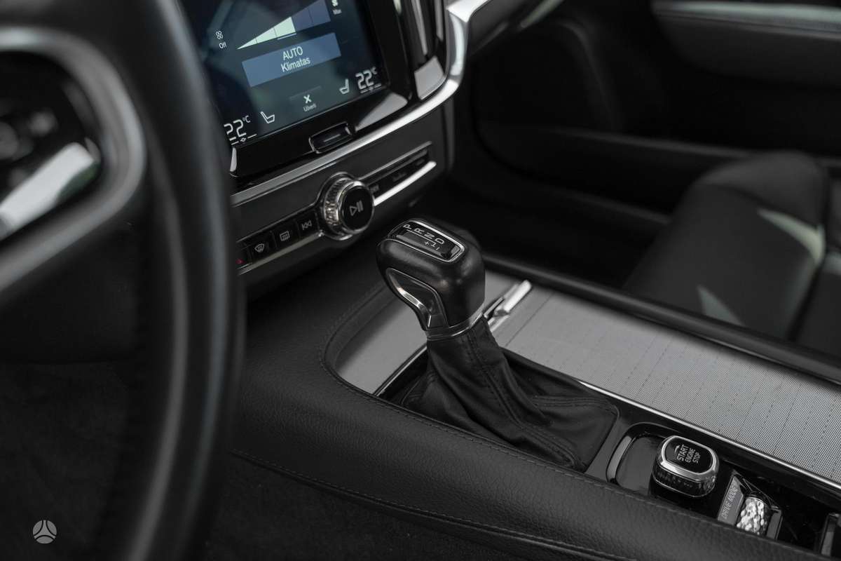 Volvo V90, 2.0 l., Универсал