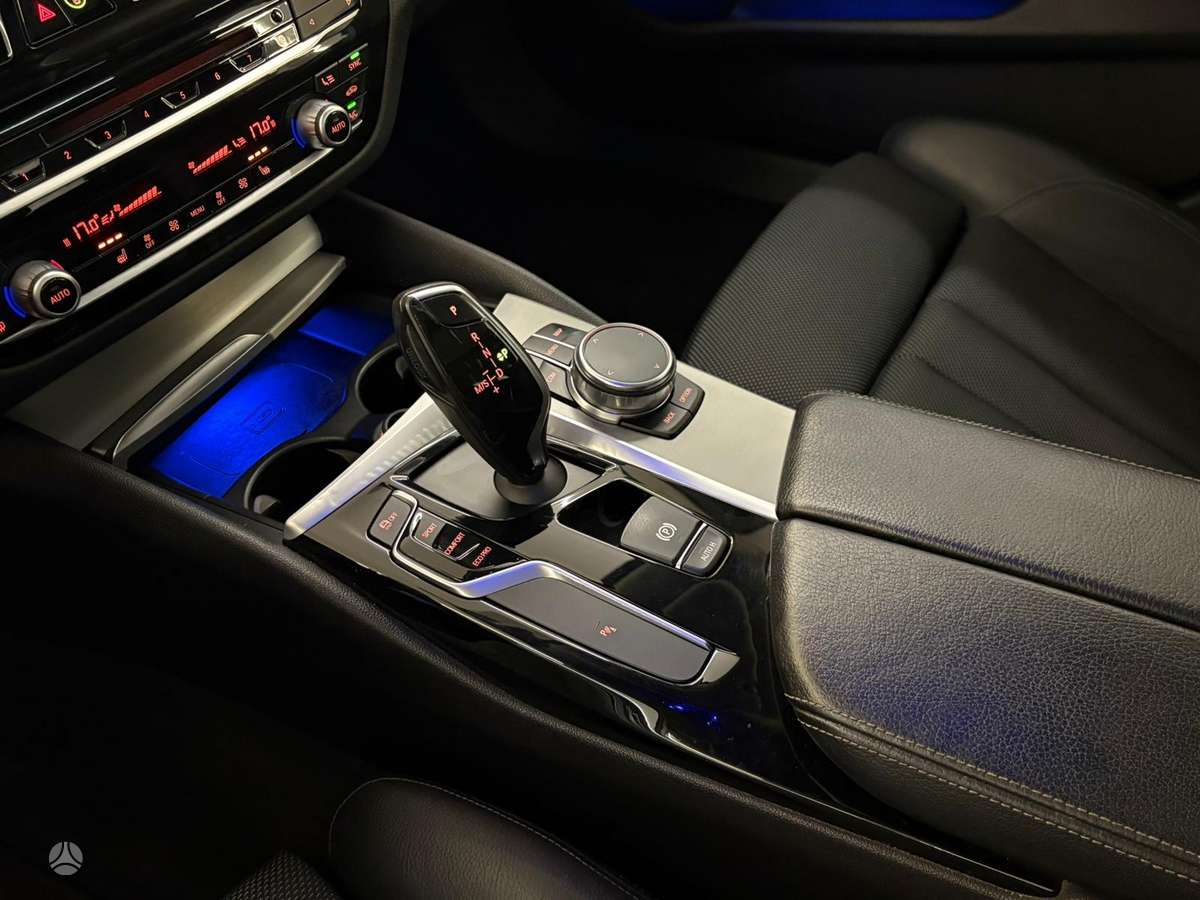 BMW 520, 2.0 l., Универсал