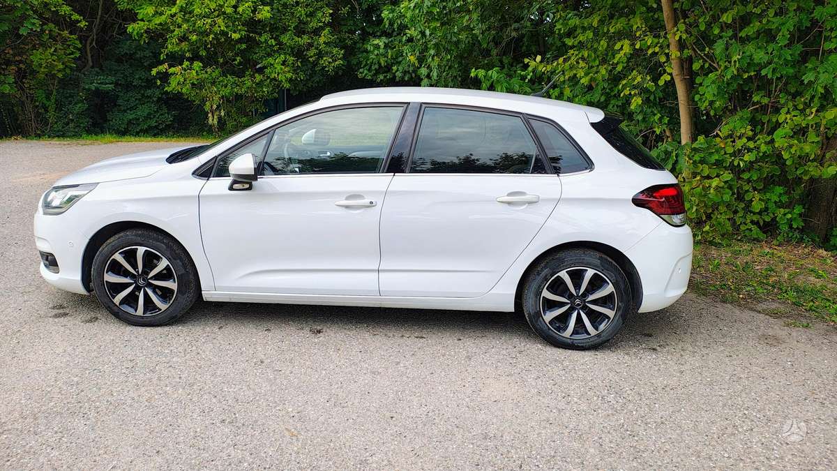 Citroen C4, 1.6 l., Хэтчбек
