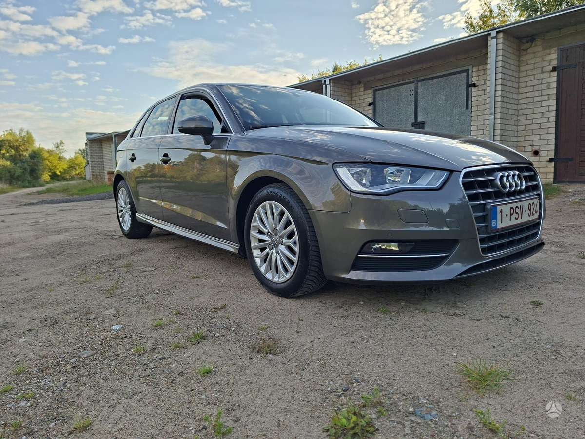 Audi A3, 1.6 l., Хэтчбек