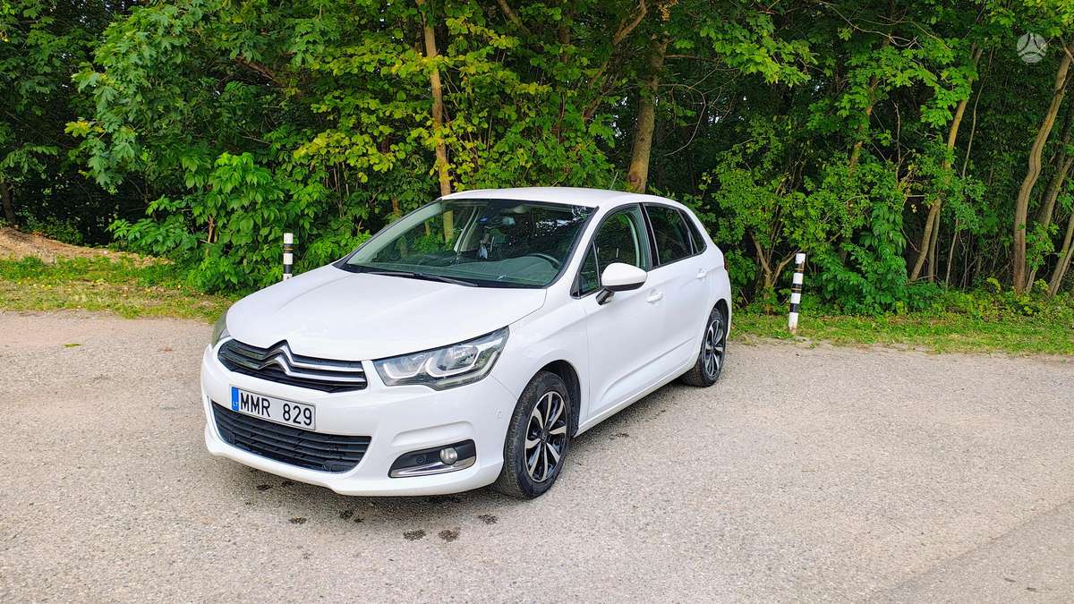Citroen C4, 1.6 l., hatchback