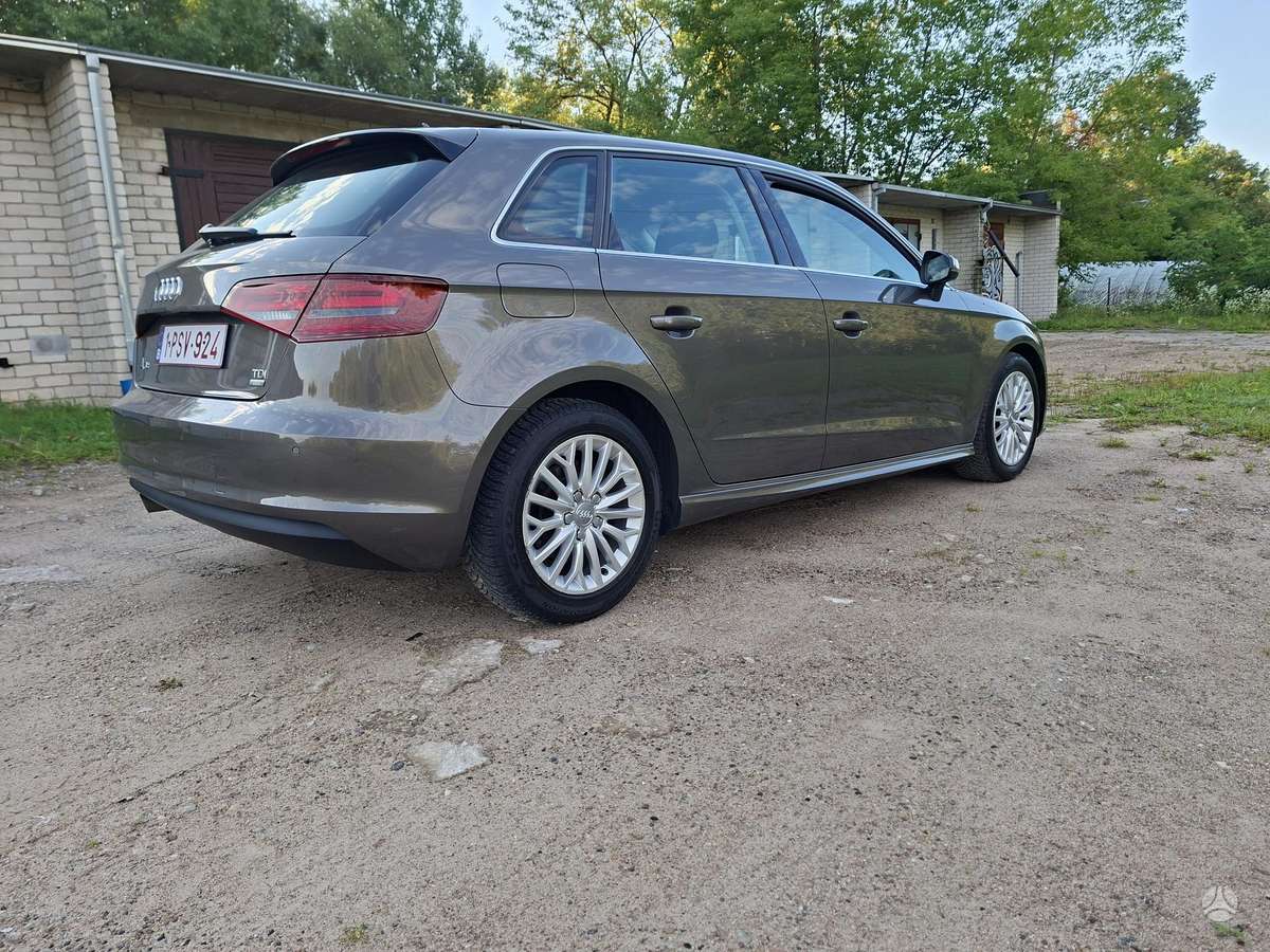 Audi A3, 1.6 l., Хэтчбек