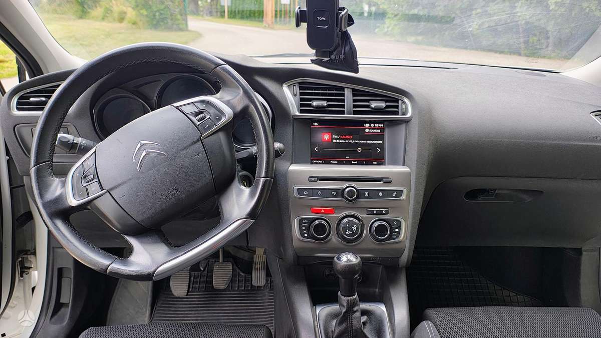 Citroen C4, 1.6 l., Хэтчбек