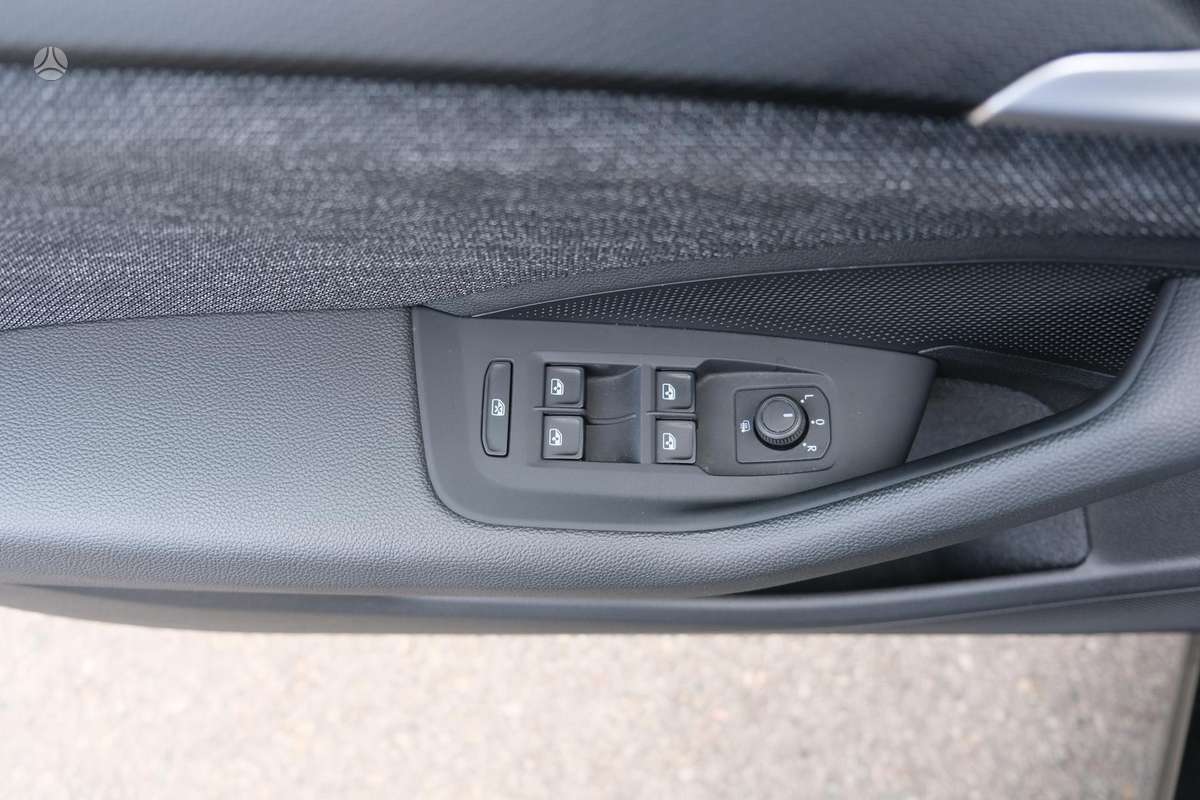 Skoda Superb, 1.5 l., hatchback