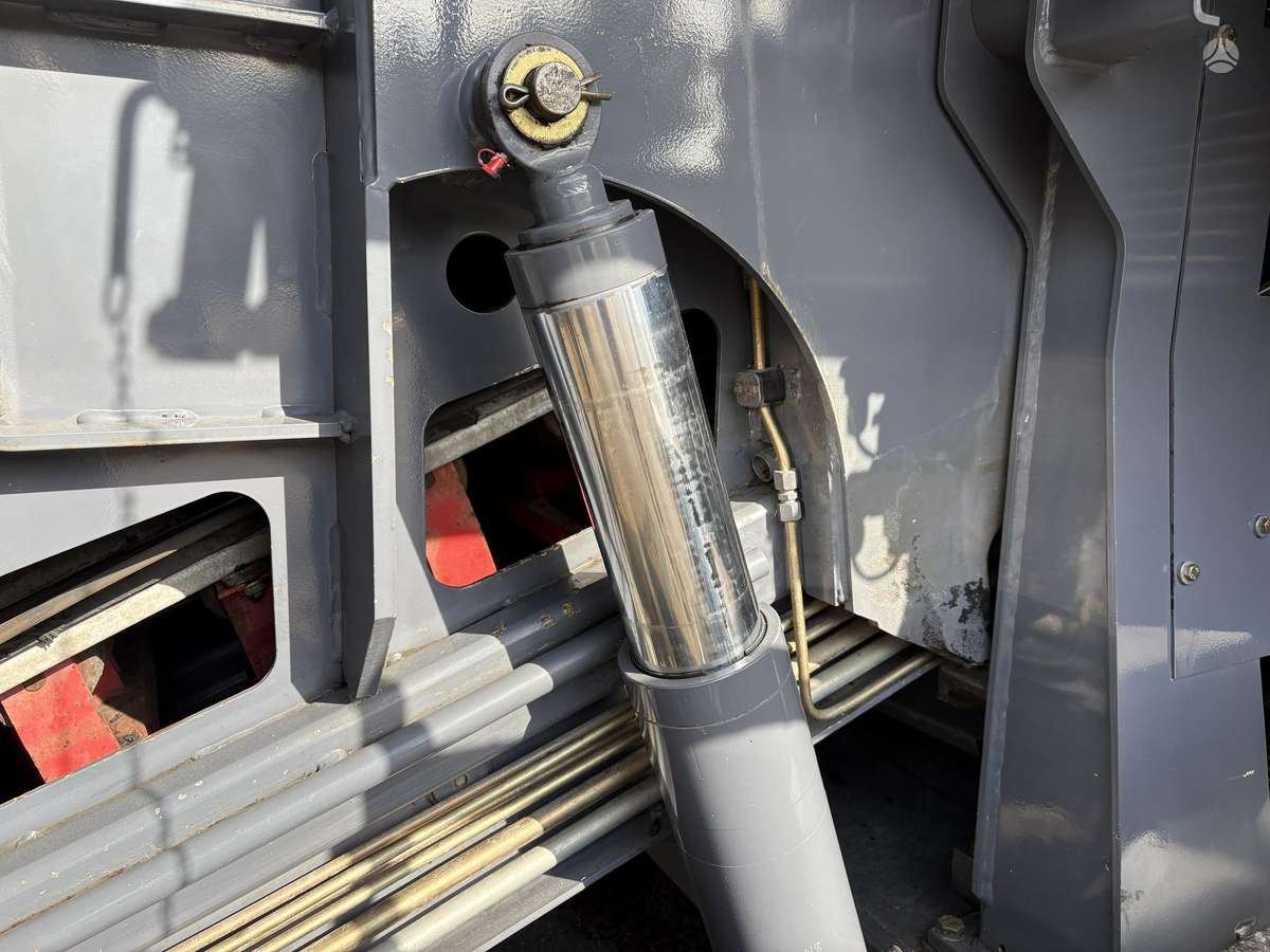Vögele MT1000-1, paving machinery