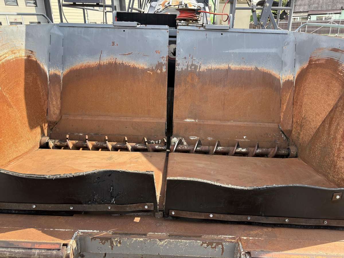 Vögele MT1000-1, paving machinery