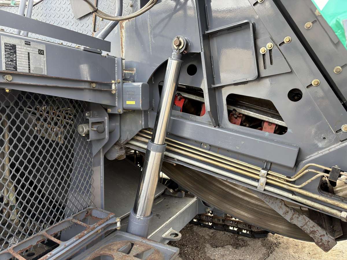Vögele MT1000-1, paving machinery