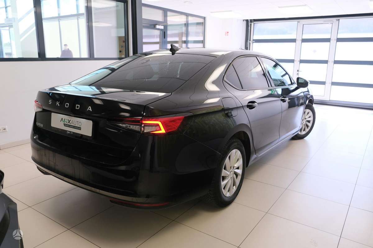 Skoda Superb, 1.5 l., hatchback