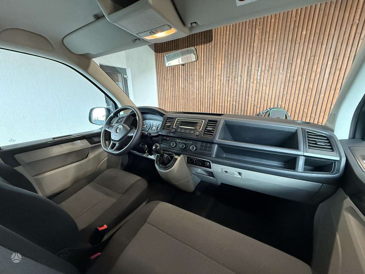 Volkswagen Transporter - 10