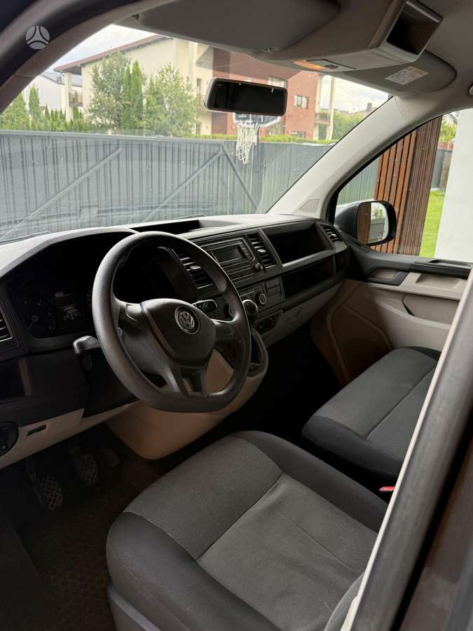 Volkswagen Transporter - 8