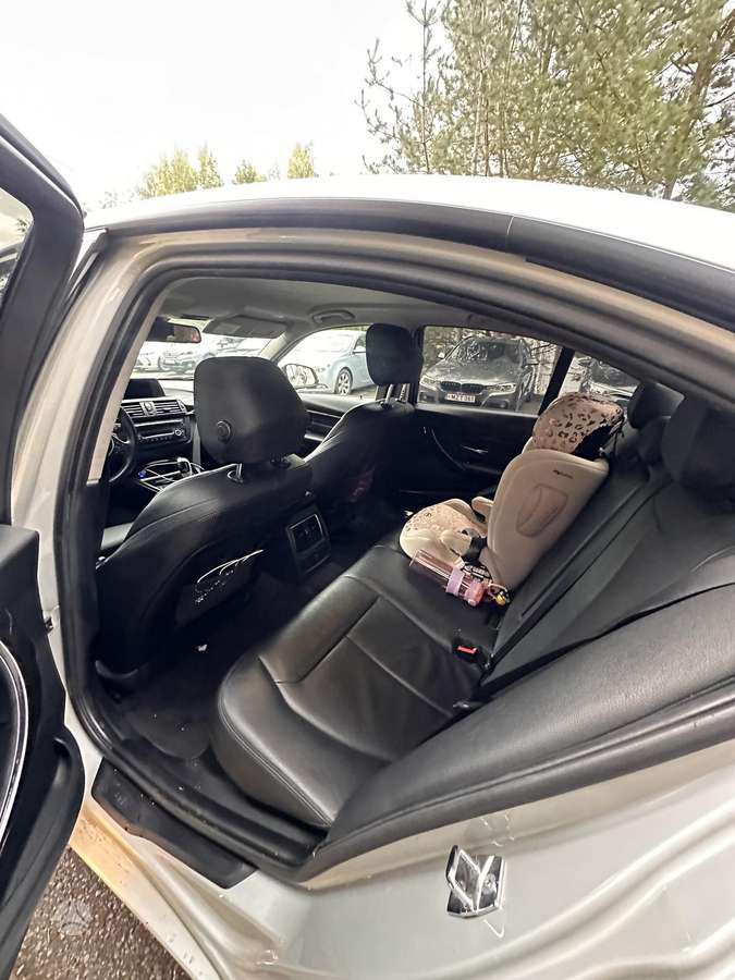 BMW 318, 2.0 l., Седан
