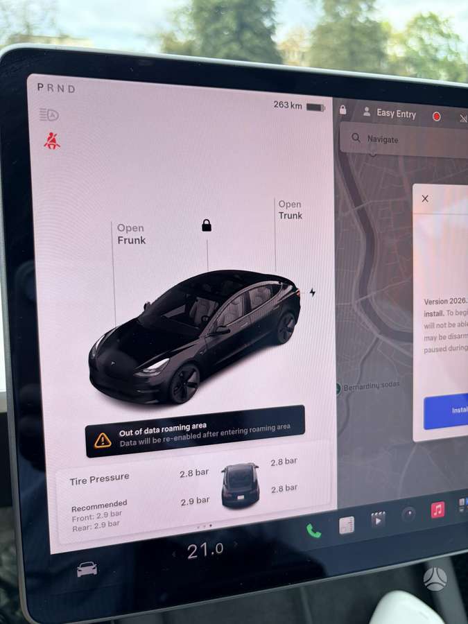 Tesla Model 3, 54 кВт·ч, Хэтчбек