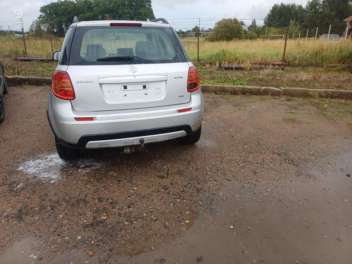 Suzuki SX4